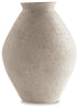 Hannela Vase | Antique Tan | Ancho: 33.0cm - Alto: 43.2cm - Prof: 33.0cm