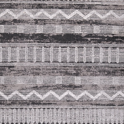 Henchester 5' x 7' Washable Tapete