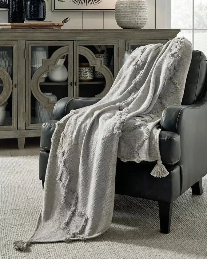 Decorative Pillows, Blankets and Poufs