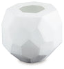 Karenton Vase | White | Ancho: 19.0cm - Alto: 18.4cm - Prof: 19.0cm