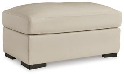 Treasure Trove Ottoman | Almond | Ancho: 111.8cm - Alto: 55.9cm - Prof: 61.0cm