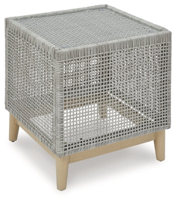 Seton Creek Outdoor End Table | Gray | Ancho: 54.9cm - Alto: 59.1cm - Prof: 54.9cm