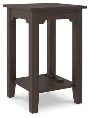 Camiburg Chairside End Table | Warm Brown | Ancho: 393.7 - Alto: 615.95 - Prof : 393.7
