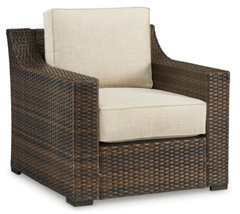 Wellingtons Peak Outdoor Lounge Silla with Cushion