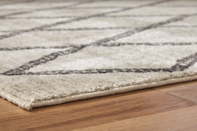 Jarmo 5' x 7' Tapete