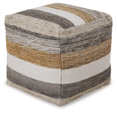 Josalind Pouf | Multi | Ancho: 40.6cm - Alto: 40.6cm - Prof: 40.6cm
