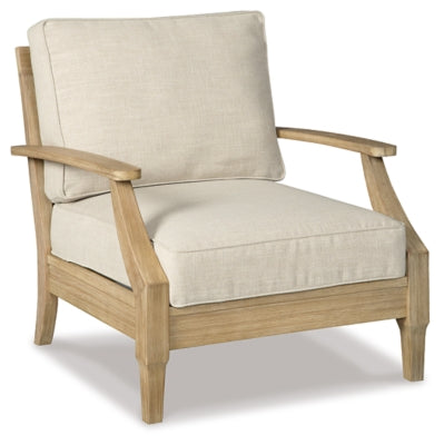 Clare View Lounge Chair with Cushion | Beige | Ancho: 76.2cm - Alto: 81.3cm - Prof: 88.9cm
