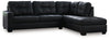 Barlin Mills 2-Piece Sectional with Chaise | Carbon | Ancho: 279.4cm - Alto: 99.1cm - Prof: 228.6cm