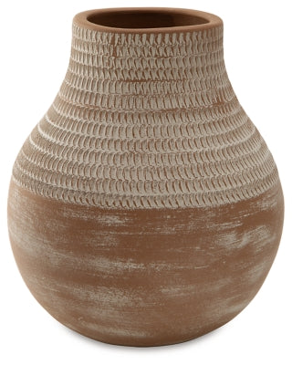 Reclove Vase | Distressed White | Ancho: 23.5cm - Alto: 26.7cm - Prof: 23.5cm