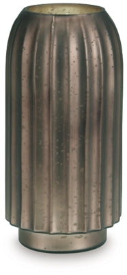 Briarcott Vase | Brown | Ancho: 15.2cm - Alto: 32.7cm - Prof: 15.2cm