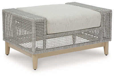 Seton Creek Outdoor Ottoman with Cushion | Gray | Ancho: 89.2cm - Alto: 48.3cm - Prof: 62.2cm