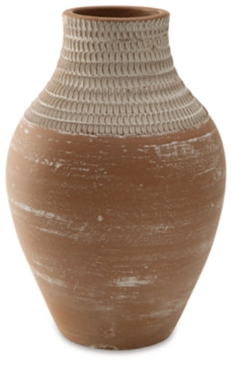 Reclove Vase | Distressed White | Ancho: 22.2cm - Alto: 33.3cm - Prof: 22.2cm